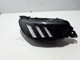 Peugeot 208 Lampa przednia 9841641980