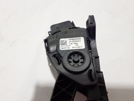 Volvo V60 Accelerator throttle pedal 31329061