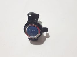 Toyota C-HR Bouton poussoir de démarrage du moteur 8961102112