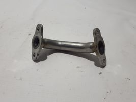 Toyota C-HR Tuyau de raccordement solide EGR 2561037020