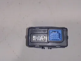 Nissan Primastar Connecteur/prise USB 280230006R