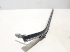 Nissan Primastar Sliding door middle roller runner 8200154869