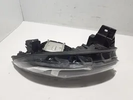 Renault Kadjar Lampa przednia 260608385R