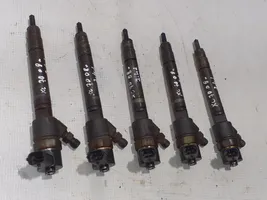 Volvo XC70 Fuel injector 30777526