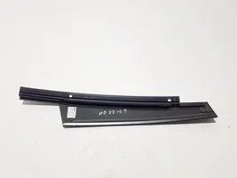 BMW 5 G30 G31 Rivestimento modanatura del vetro della portiera anteriore 7339654