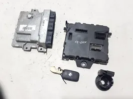 Renault Master III Komputer / Sterownik ECU i komplet kluczy 