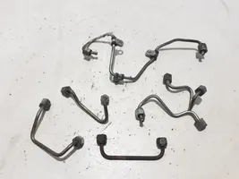 Volkswagen Amarok Tuyau d'alimentation d'injecteur de carburant 03L130321N