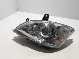 Mercedes-Benz Vito Viano W639 Lampa przednia A6398202861