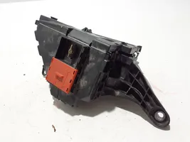 Mercedes-Benz EQC Sulakemoduuli A2135403539