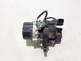 Mercedes-Benz EQC Alipainepumppu A0004302200