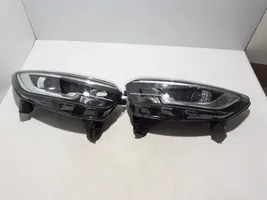 Renault Kadjar Lampa przednia 