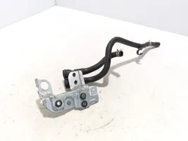 Volvo XC40 Tubo flessibile del liquido di raffreddamento del motore 32222093