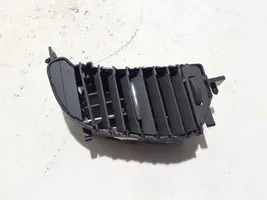 Renault Captur Garniture, panneau de grille d'aération latérale 687604547R