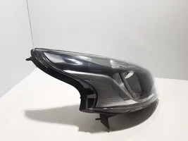 Renault Trafic III (X82) Lampa przednia 260109868R