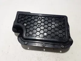 Volkswagen Golf VII Coperchio/tappo della scatola vassoio della batteria 5Q0915435D