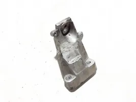 Volkswagen Touareg II Engine mounting bracket 7L8199307F