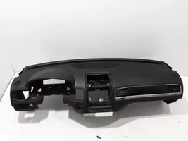 Volkswagen Touareg II Dashboard 7P1857003G