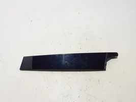 Renault Megane IV Rivestimento modanatura del vetro della portiera anteriore 802840283R