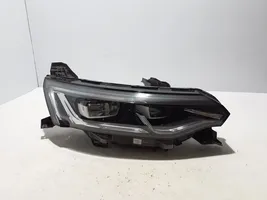 Renault Talisman Lampa przednia 260100184R