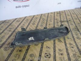 Volkswagen Golf V Modanatura separatore del paraurti anteriore 1K0807718E