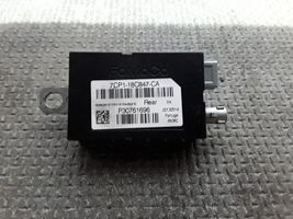 Ford B-MAX Pystyantennivahvistin 7CP118C847CA