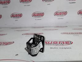 Audi A4 S4 B8 8K Supporto di fissaggio della rete portaoggetti 8K9861736A