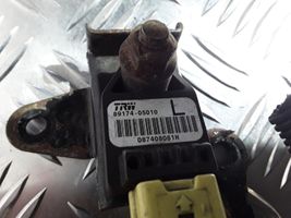 Toyota Avensis T220 Capteur de collision / impact de déploiement d'airbag 8917405010
