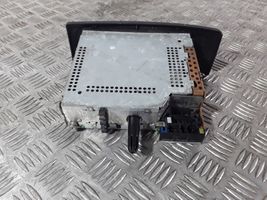 Renault Megane I Radio/CD/DVD/GPS-pääyksikkö 8200057673