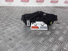 Renault Megane I Panneau de garniture console centrale 7700432434