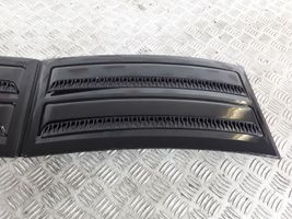 Land Rover Range Rover L405 Pretmiglas luktura dekoratīvais režģis GB1BWP24043