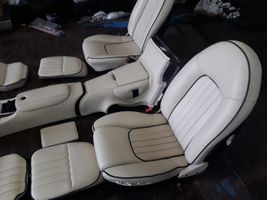 Aston Martin DB7 Seat set 61619