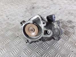 BMW 3 E90 E91 Pompa dell’acqua 2248038