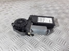 Audi A4 S4 B6 8E 8H Etuoven ikkunan nostomoottori 0130821765