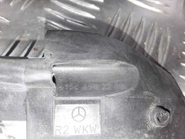 Mercedes-Benz GL X166 Listwa / Uszczelka szyby drzwi tylnych A1666902280