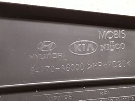 Hyundai i30 Kita panelės detalė 84770A6000