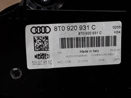 Audi A5 8T 8F Licznik / Prędkościomierz 8T0920931C