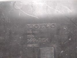 Volvo V70 Osłona chłodnicy 9151897