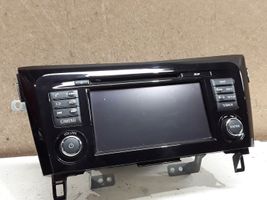 Nissan Qashqai Unité principale radio / CD / DVD / GPS 7513750220