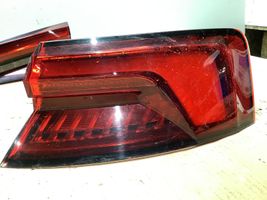 Audi A5 Set feux arrière / postérieurs 8W6945093D