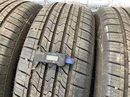 Toyota Avensis T270 R17 summer tire 22560R17