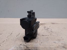 Toyota Corolla Verso AR10 Vacuum valve 258190R011