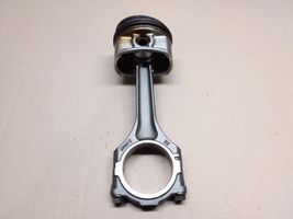 Volkswagen Golf V Piston avec bielle 021E