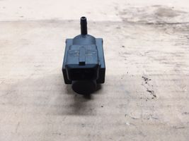 Volvo V70 Vacuum valve 30611668