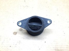 Volvo V70 Tapón del tubo de aceite 8692796