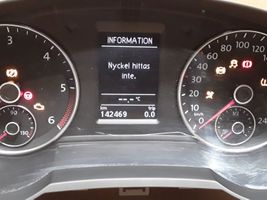 Volkswagen Sharan Spidometras (prietaisų skydelis) 7N0920870J