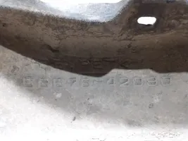 Toyota RAV 4 (XA40) Nadkole przednie 5387842080