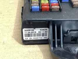 Volvo S90, V90 Fuse module 32209198