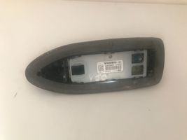 Volvo V50 Antena (GPS antena) 30679933