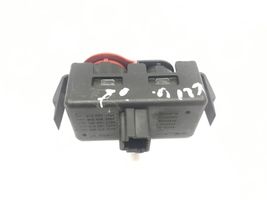 Renault Clio III Hazard light switch 8200214896A