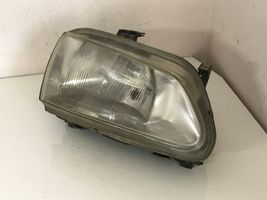 Renault Scenic I Lampa przednia 4706